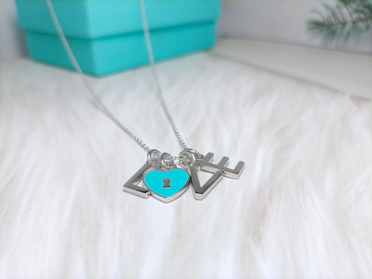 [Renovia Jewelry]LOVE TEXT PEDANT NECKLACE