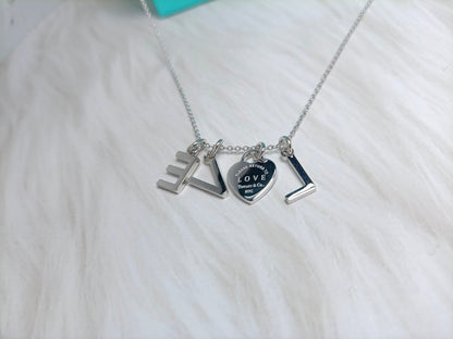 [Renovia Jewelry]LOVE TEXT PEDANT NECKLACE