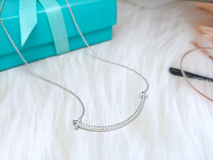 [Renovia Jewelry]BIG SMILE PEDANT DIAMOND NECKLACE