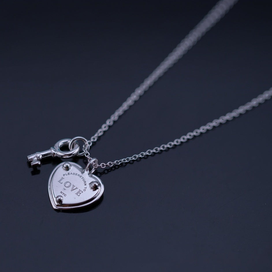 [Renovia Jewelry]KEY AND HEART SILVER NECKLACE