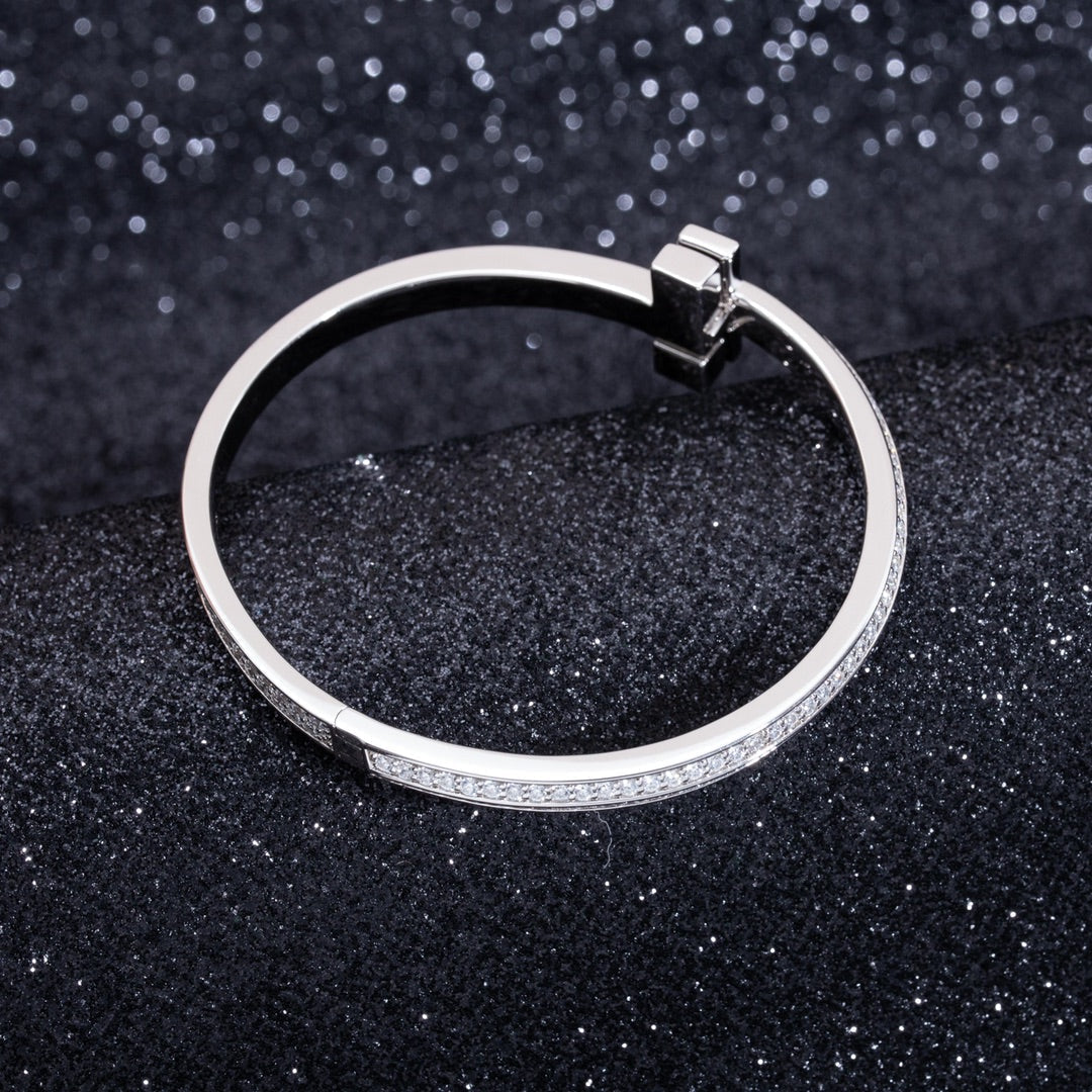 [Renovia Jewelry]WIDE DIAMONDS HINGED BANGLE SILVER