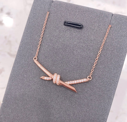 [Renovia Jewelry]KNOT NECKLACE DIAMONDS