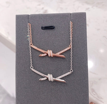 [Renovia Jewelry]KNOT NECKLACE DIAMONDS