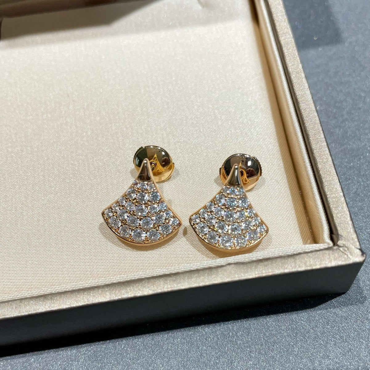 [Renovia Jewelry]DREAM STUD EARRINGS DIAMOND
