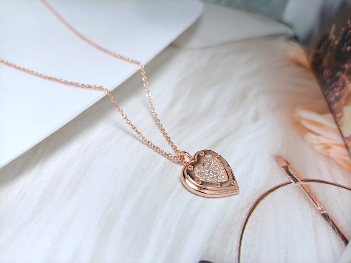 [Renovia Jewelry]HEART DIAMONDS PEDANT NECKLACE