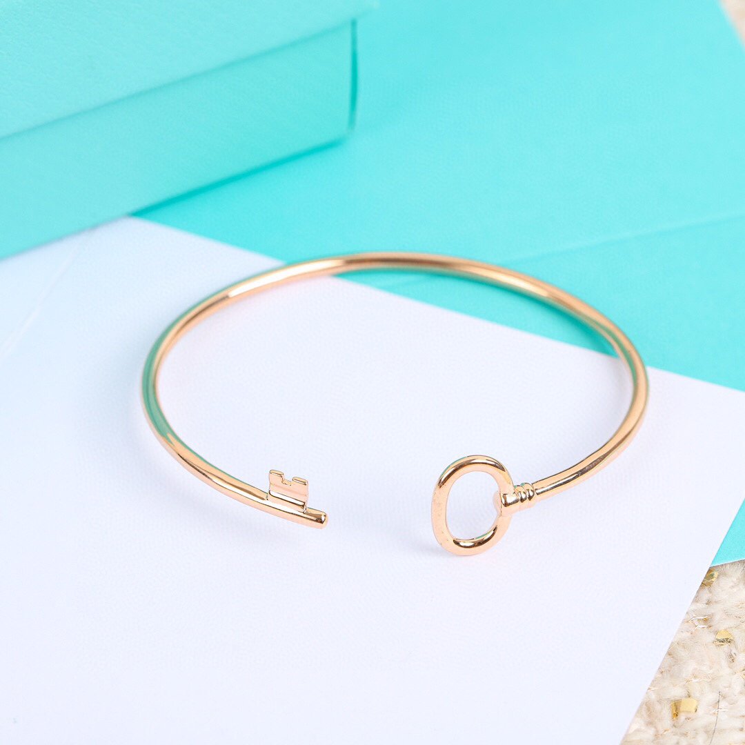 [Renovia Jewelry]KEY WIRE OVAL BRACELET