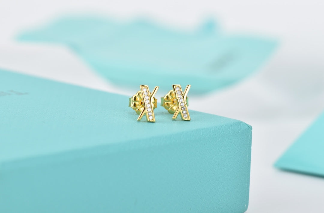 [Renovia Jewelry]ATLAS DIAMOND STUD EARRINGS