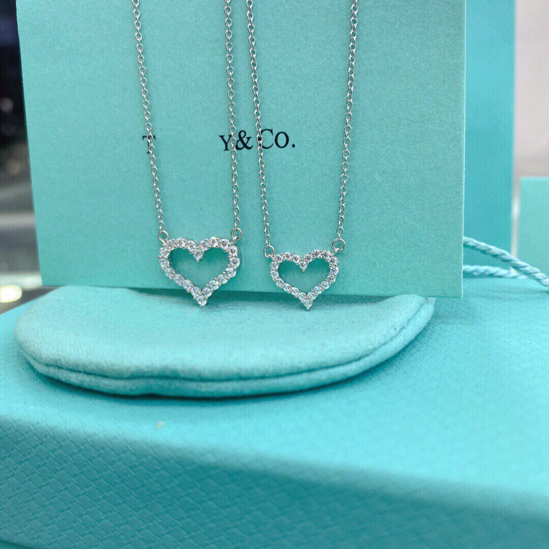 [Renovia Jewelry]HEART-SHAPED DIAMOND NECKLACE