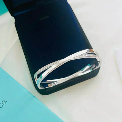 [Renovia Jewelry]NARROW HINGED BANGLEIN WITH DIAMONDS SMALL
