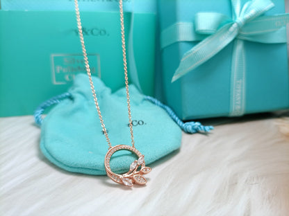 [Renovia Jewelry]DIAMOND VINE CIRCLE PENDANT PLATINUM NECKLACE