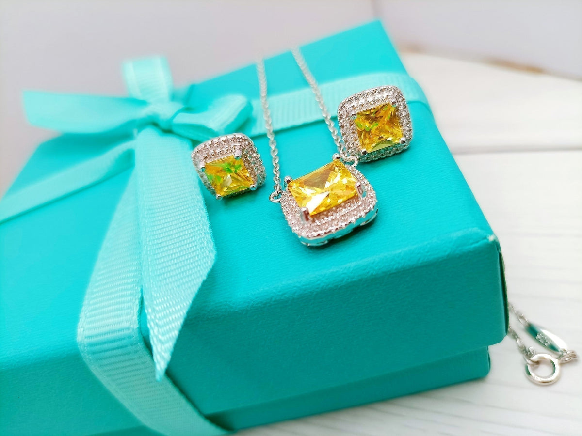 [Renovia Jewelry]SPARKLERS CITRINE GEMSTONE PENDANT NECKLACE STERLING SILVER