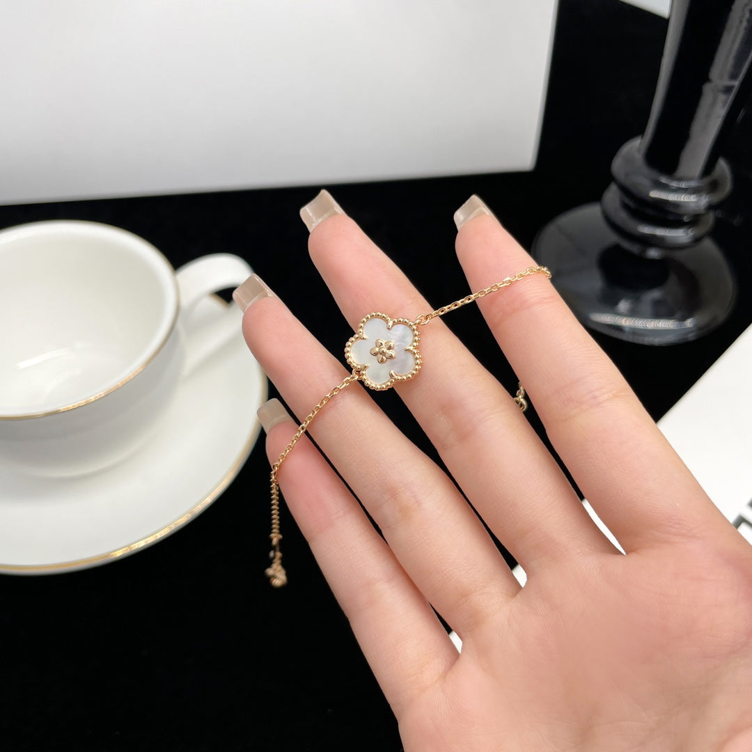 [Renovia Jewelry]LUCKY SPRING ROSE GOLD MOP BRACELET