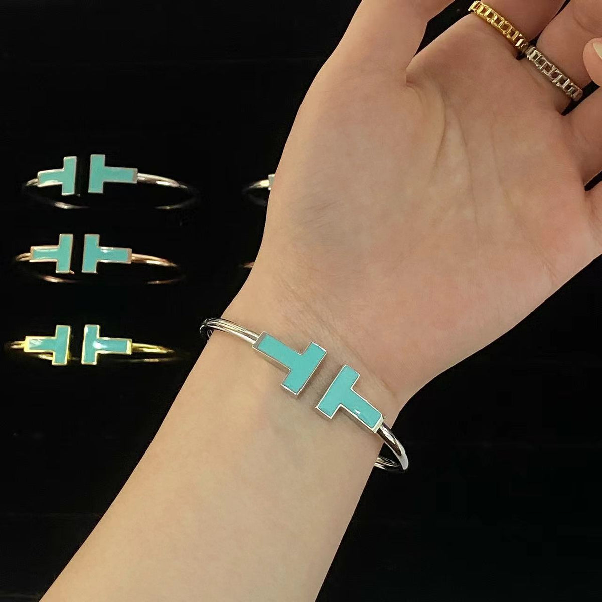 [Renovia Jewelry]T WIDE TURQUOISE OPEN BRACELET