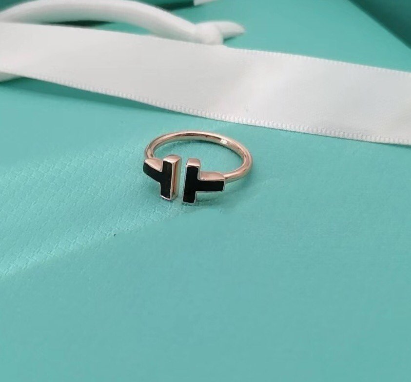 [Renovia Jewelry]T SMALL ONYX PINK GOLD RING
