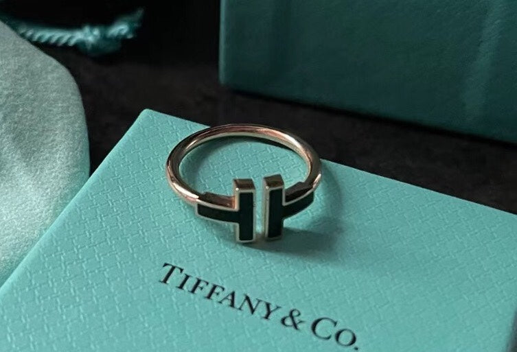 [Renovia Jewelry]T SMALL ONYX PINK GOLD RING