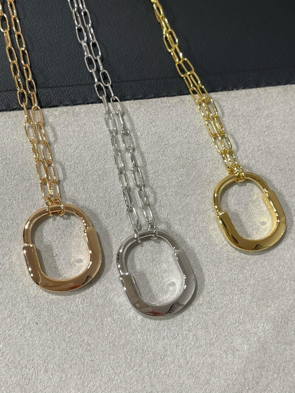 [Renovia Jewelry]LOCK MEDIUM PENDANT DIAMOND NECKLACE