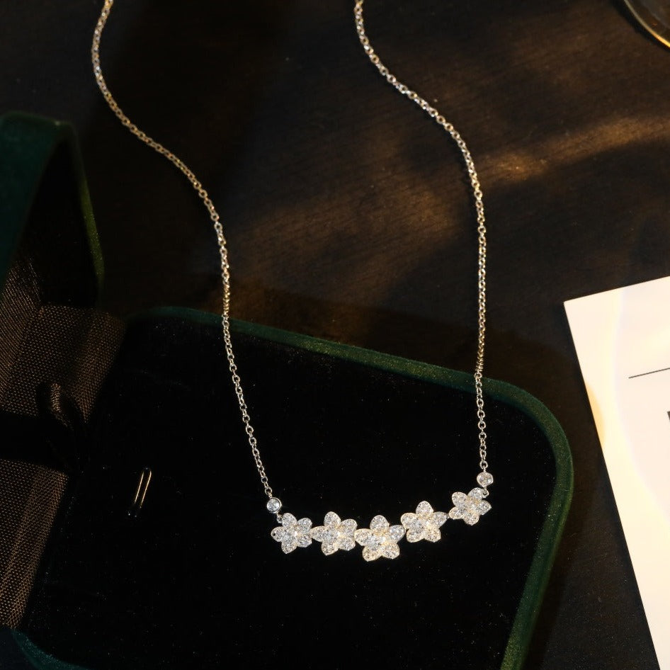 [Renovia Jewelry]]wild flower diamond line pendant