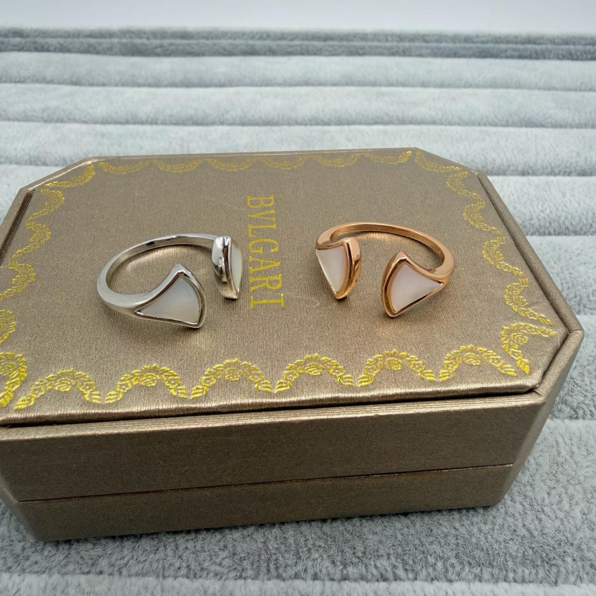 [Renovia Jewelry]FAN SHAPE DOUBLE SHELL OPEN RING