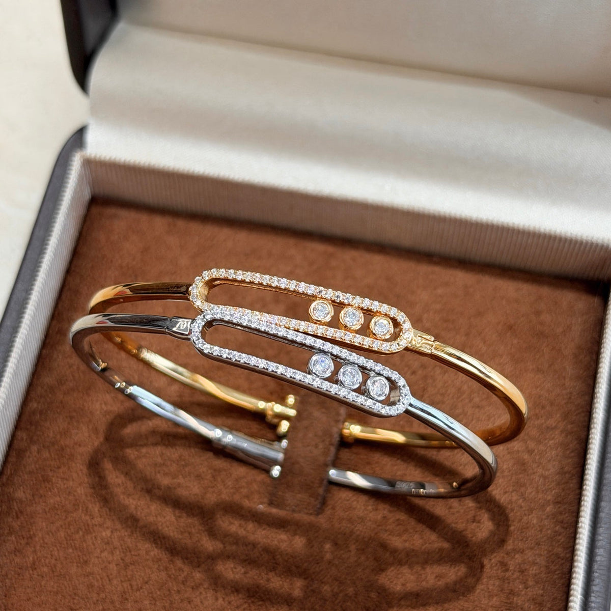 [Renovia Jewelry]Move Pavé Diamond Bangle Bracelet M