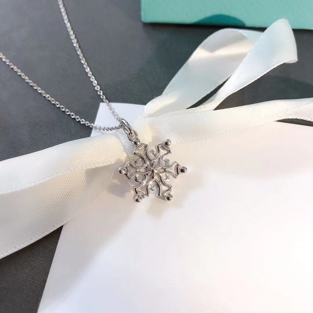 [Renovia Jewelry]STERLING SILVER SNOWFLAKE PENDANT NECKLACE