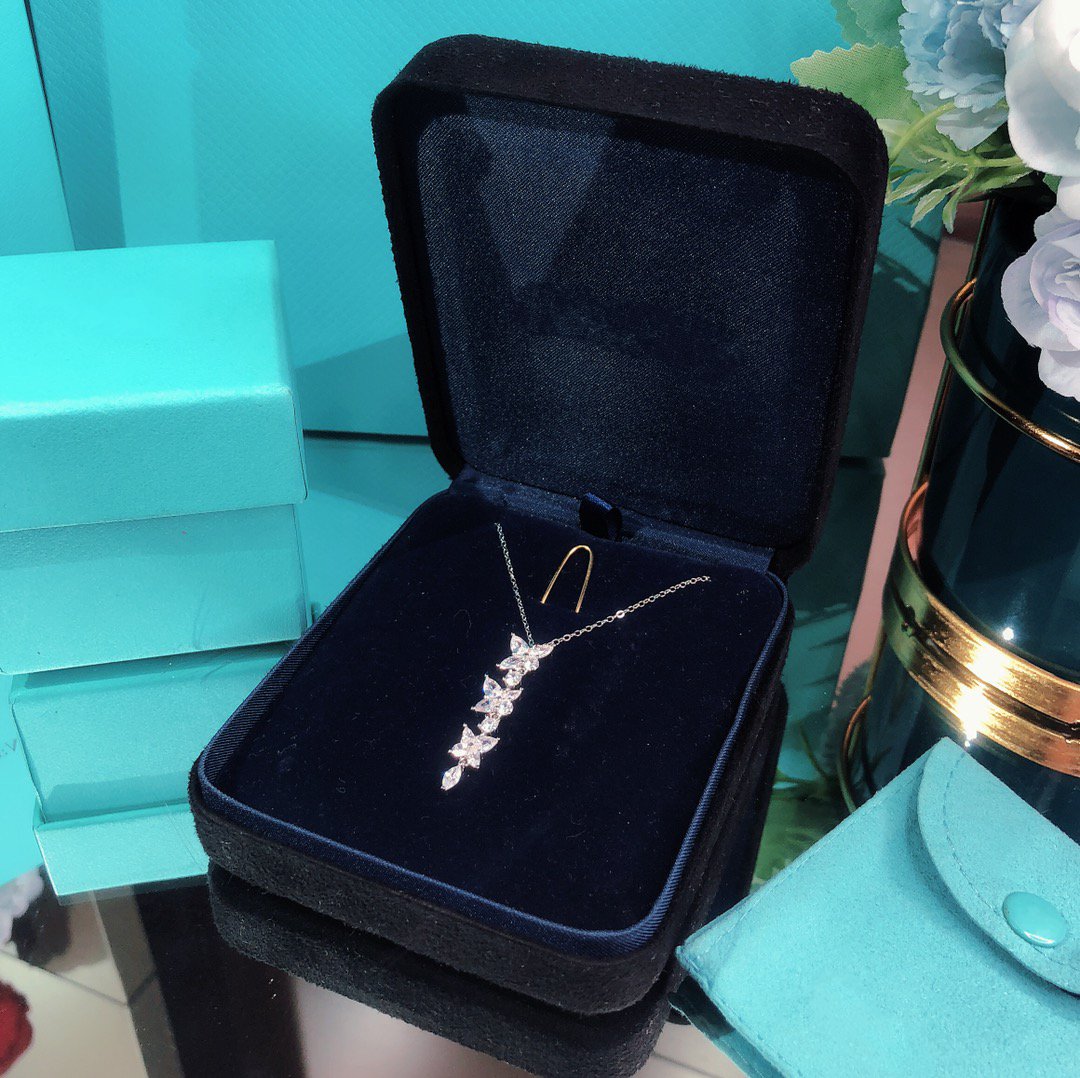 [Renovia Jewelry]MIXED CLUSTER DIAMOND DROP PENDANT