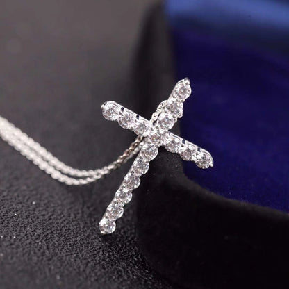 [Renovia Jewelry]MOISSANITE STONE CROSS PENDANT NECKLACE SIMULATED DIAMOND CROSS CHOKER