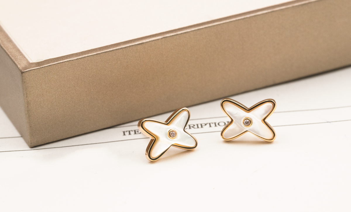 [Renovia Jewelry]JEUX DE WHITE MOP PINK GOLD DIAMOND EARRINGS