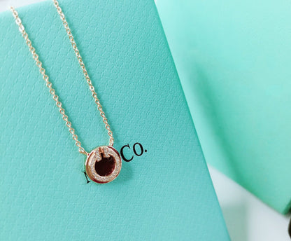 [Renovia Jewelry]DIAMOND AND MOTHER PEARL CIRCLE NECKLACE PENDANT