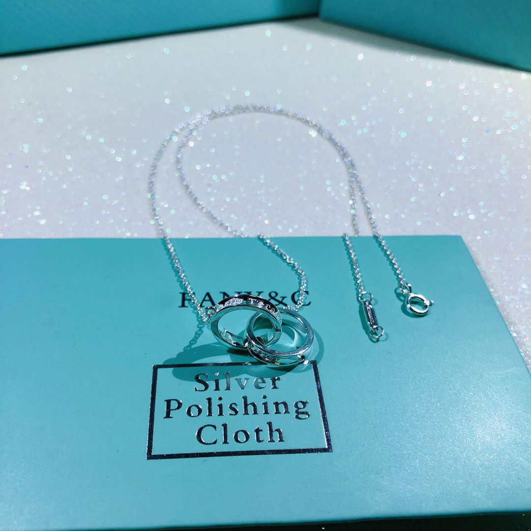 [Renovia Jewelry]INTERLOCKING CIRCLES PENDANT SMALL NECKLACE