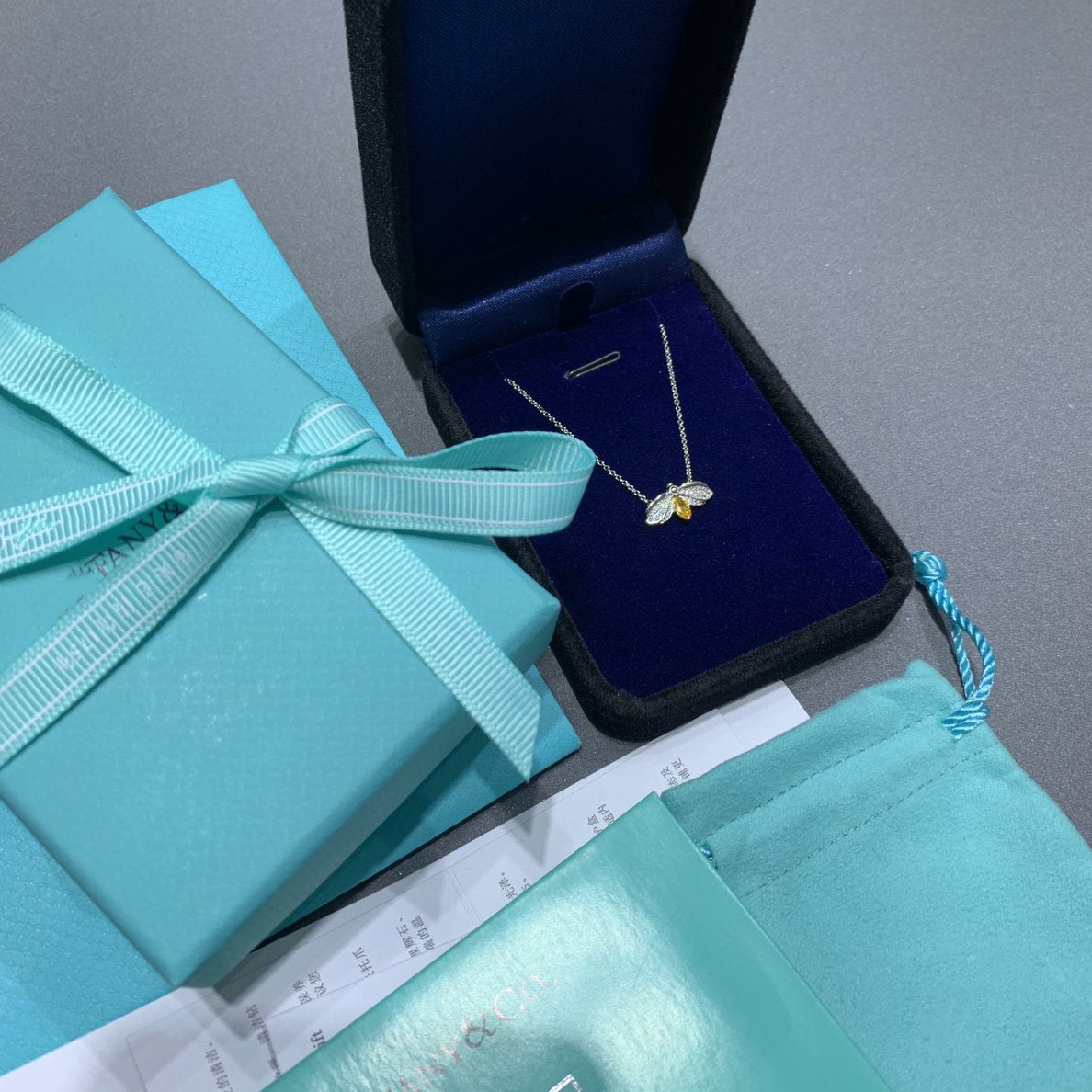 [Renovia Jewelry]PAPER FLOWERS YELLOW DIAMOND FIREFLY PENDANT