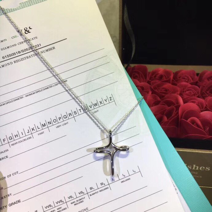 [Renovia Jewelry]CROSS NECKLACE STERLING SILVER MATERIAL